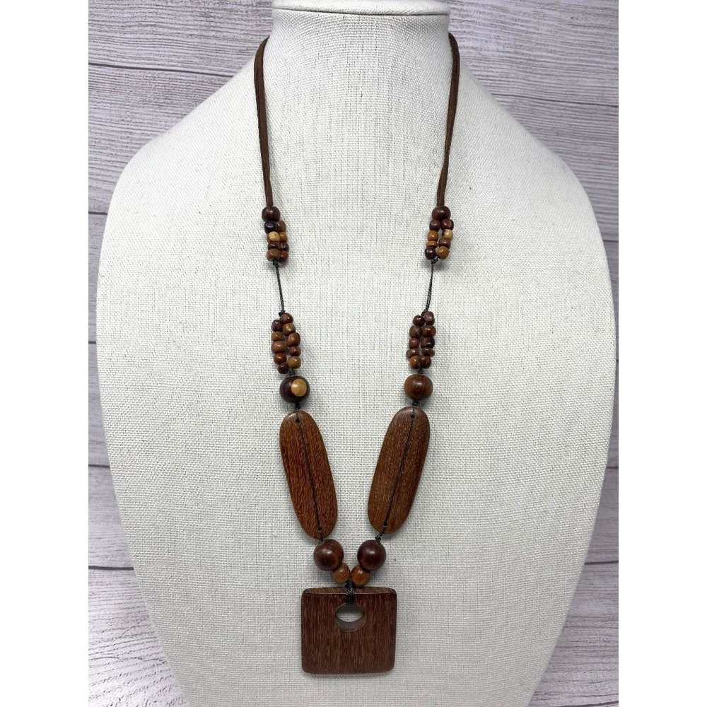 Vintage Boho Island Wood Beaded Pendant Necklace